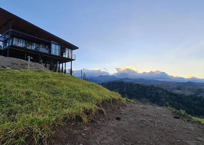 Goldenview+ Aire Acondicionado+Jacuzzi