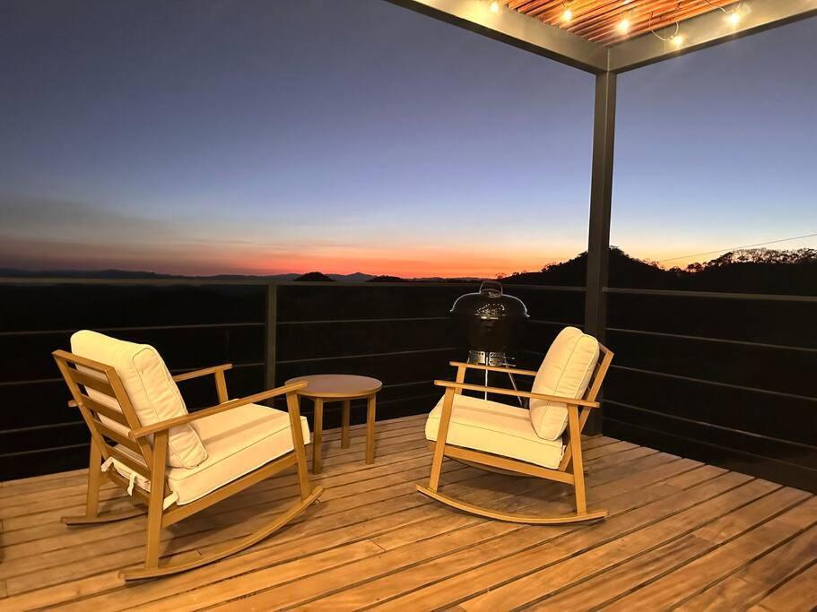Goldenview+ Aire Acondicionado+jacuzzi Villa