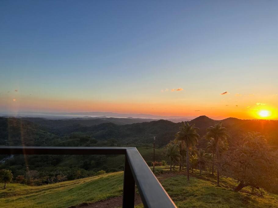 Villa Goldenview+ Aire Acondicionado+jacuzzi *