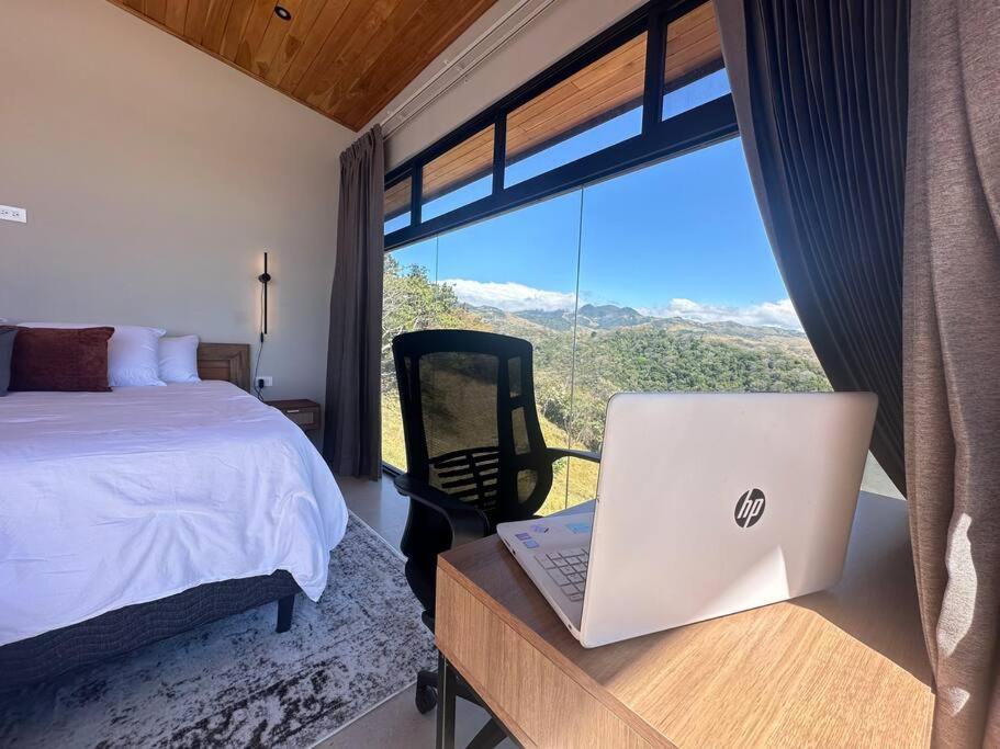 Goldenview+ Aire Acondicionado+jacuzzi
