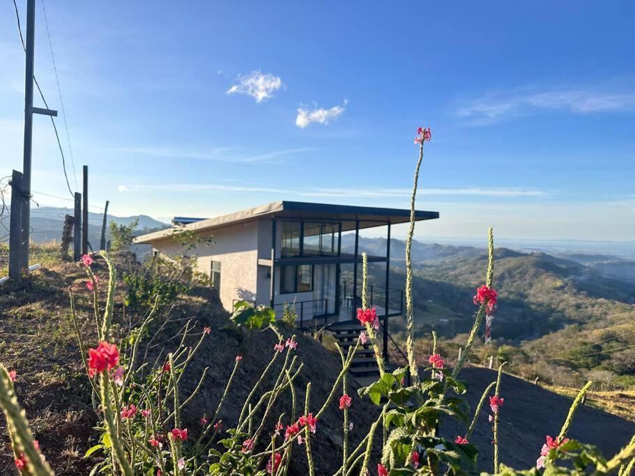 Goldenview+ Aire Acondicionado+jacuzzi